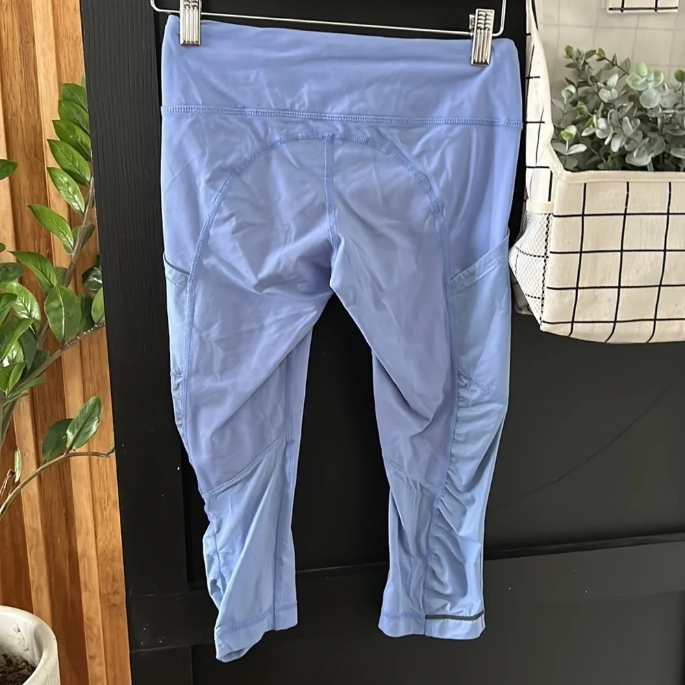 Lululemon Cut The Crop Lullaby Legging. Size 4